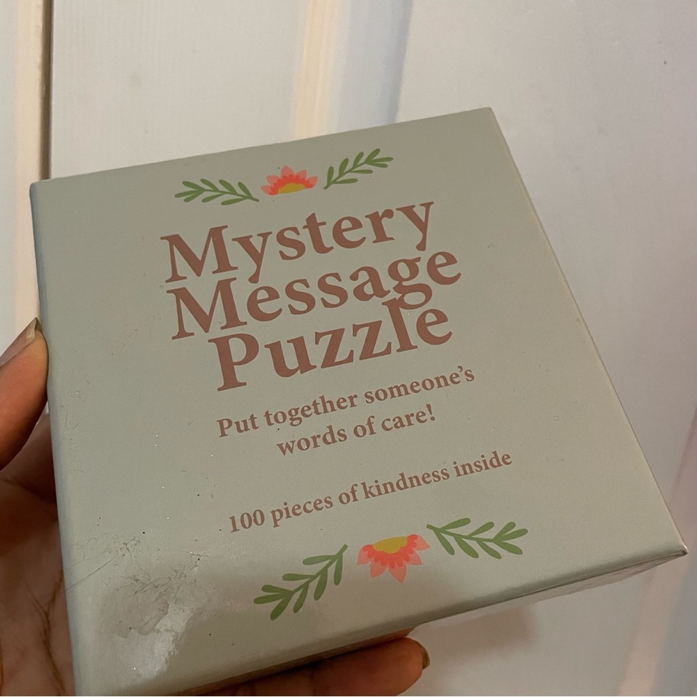 Mystery Message Puzzle - Pastel Mint & Pink Floral Box